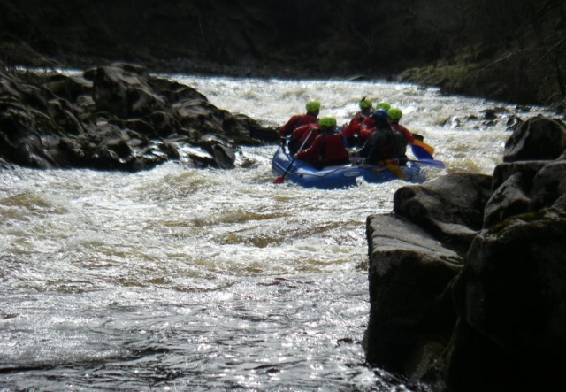 Nuestra ubicación proporciona condiciones de rafting perfectas